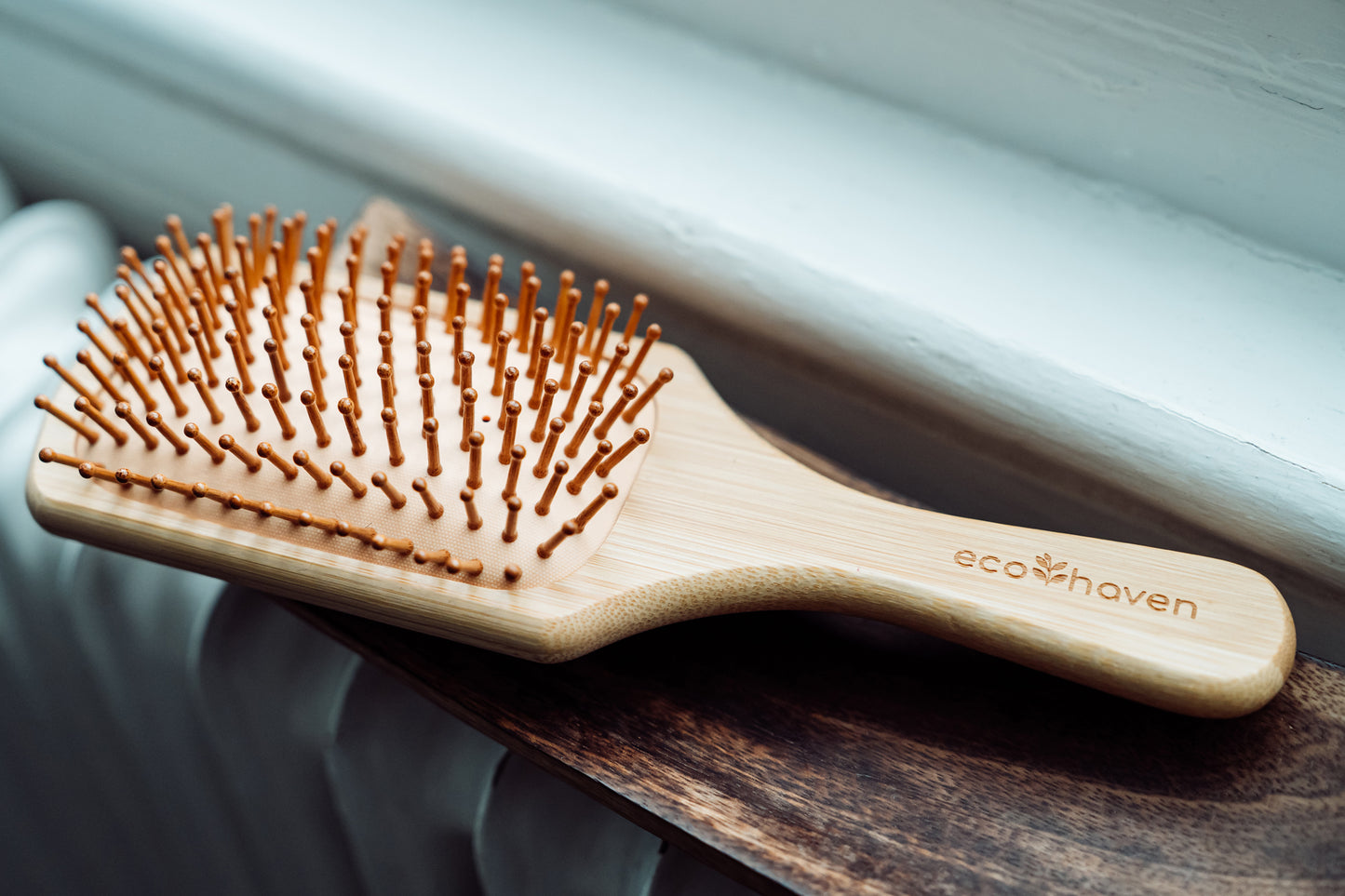 Eco-friendly Bamboo Hairbrush - Paddle
