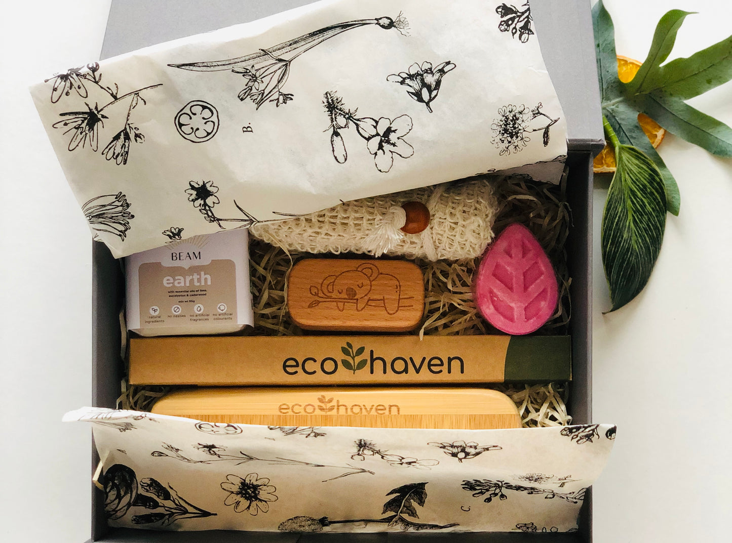 Eco-Friendly Gift Box - Natural Beauty - Medium - Plastic Free